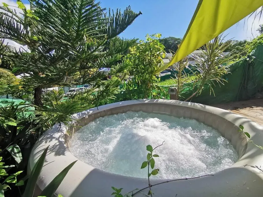 La Kaz A Voile, Piscine, Detente Le Gosier  Guadeloupe